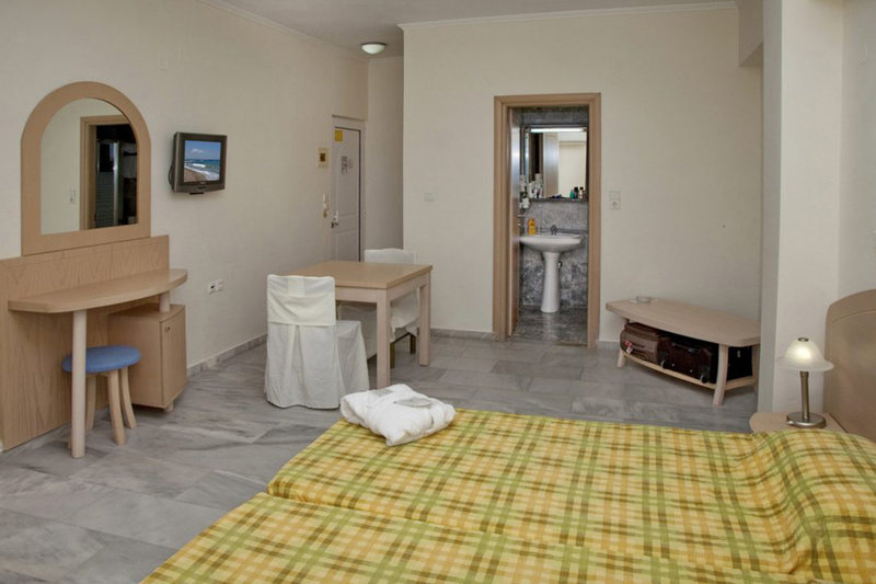 Hotel Jo-An Beach Hotel i Crete, Greece - Billede 23