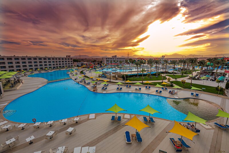 Hotel Titanic Resort & Aqua Park i Hurghada, Egypt - Billede 1
