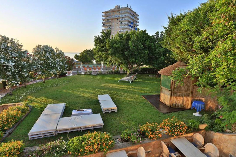 Hotel Hotel Agua Beach Adults Only i Mallorca, Spain - Billede 3