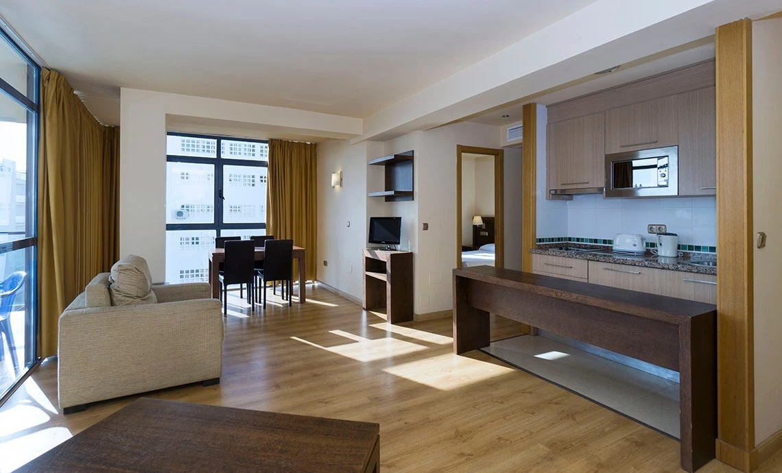 Hotel Apartamentos MS Puerto Marina i Malaga, Spain - Billede 9