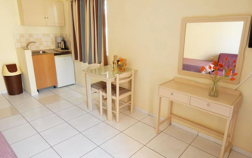 Hotel Apollon Studios & Apartments Platanias i Crete, Greece - Billede 10