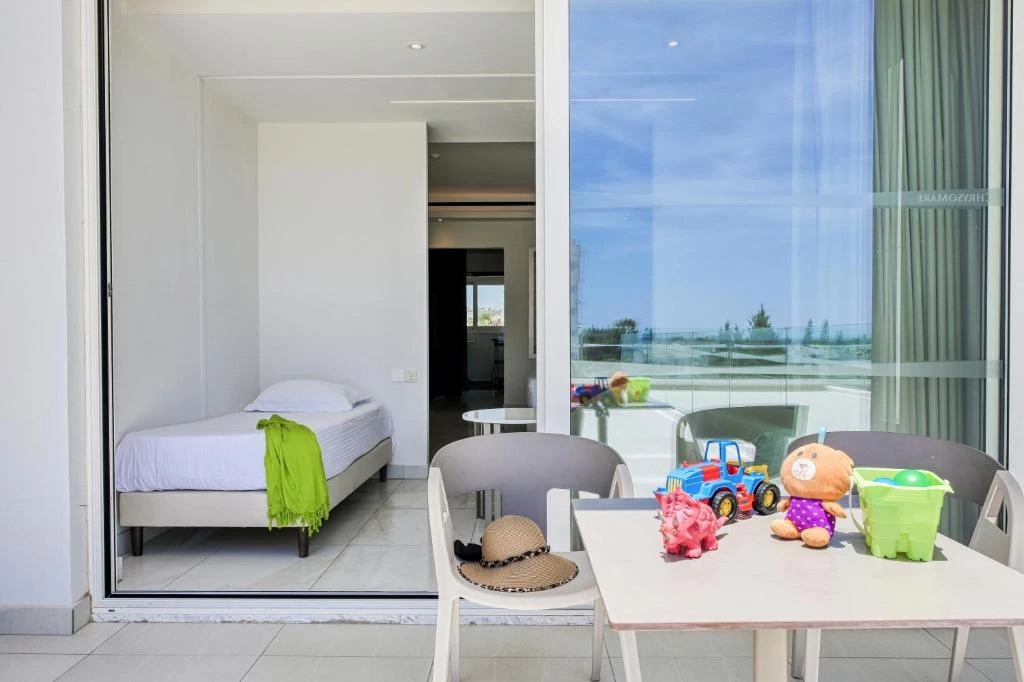 Hotel Chrysomare Beach Hotel & Resort i Cyprus, Cyprus - Billede 33