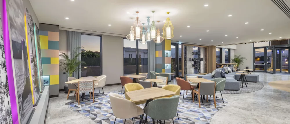 Hotel Hampton By Hilton Antalya Airport i Antalya, Turkiet - Billede 7