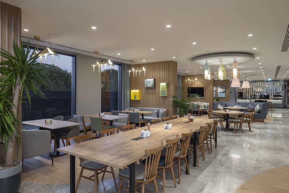 Hotel Hampton By Hilton Antalya Airport i Antalya, Turkiet - Billede 8