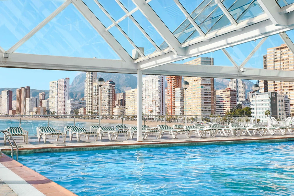 Hotel Hotel Benikaktus i Alicante , Spain