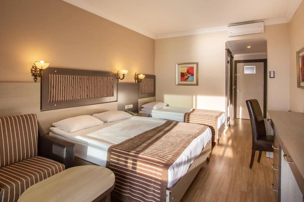 Hotel Kirbiyik Resort Hotel i Antalya, Turkiet - Billede 17