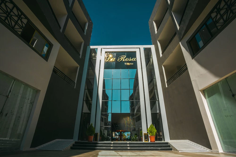 Hotel La Rosa Waves Beach - Couple & Families Only i Hurghada, Egypt - Billede 19