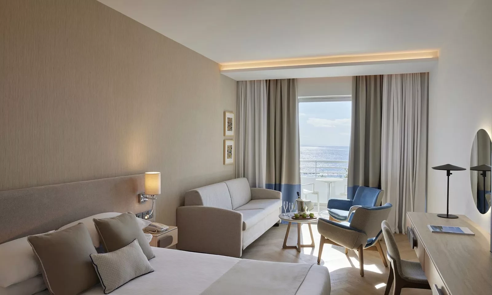 Hotel Mediterranean Beach Hotel i Cyprus, Cyprus - Billede 23