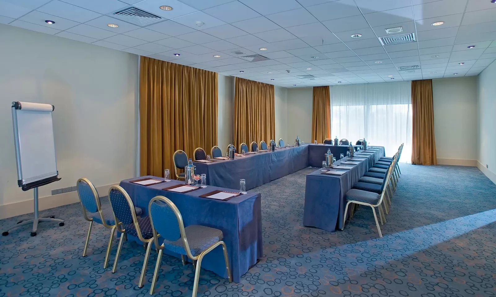 Hotel Mediterranean Beach Hotel i Cyprus, Cyprus - Billede 13