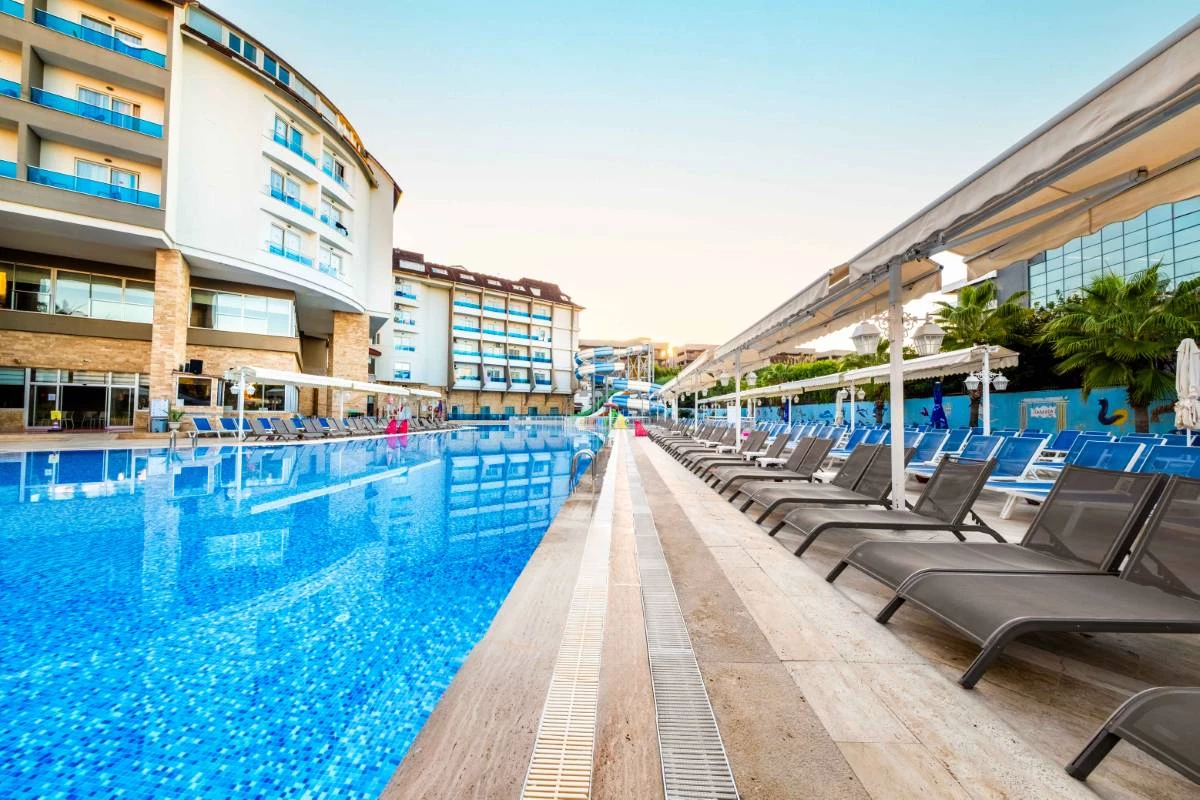 Hotel Ramada Resort By Wyndham Side i Antalya, Turkiet - Billede 6