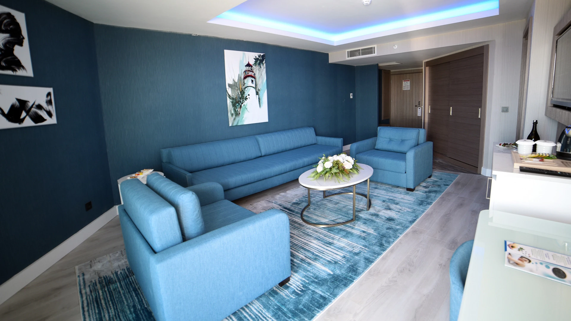 Værelse på Hotel Royal Wings Hotel i Antalya, Turkiet - Billede 5