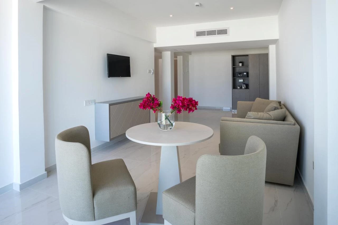 Hotel Tsokkos Beach Hotel i Cyprus, Cyprus - Billede 17