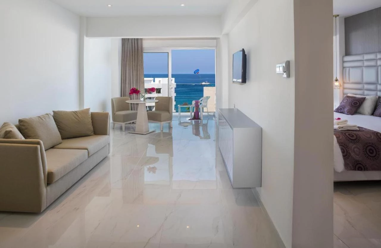 Hotel Tsokkos Beach Hotel i Cyprus, Cyprus - Billede 19